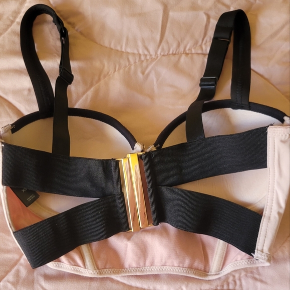 Bebe - Picture 2 of 2